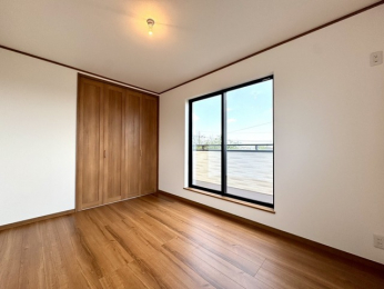 寝室　-