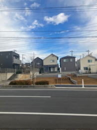 前面道路含む現地写真　-