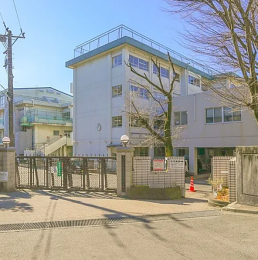 　小学校 (550m) さいたま市立大谷口小学校