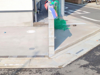 @-