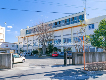 周辺環境　川口市立十二月田小学校300m