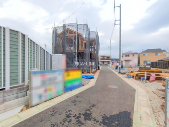 �O�ʓ��H�܂ތ��n�ʐ^�@-