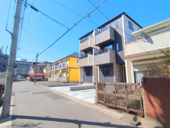 �O�ʓ��H�܂ތ��n�ʐ^�@-