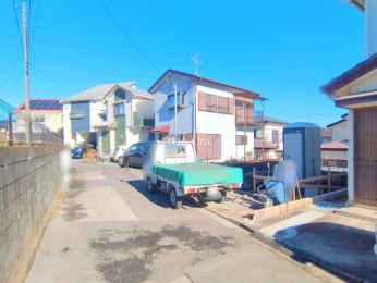 �O�ʓ��H�܂ތ��n�ʐ^�@-