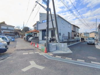 �O�ʓ��H�܂ތ��n�ʐ^�@-