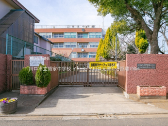 ���ӊ��@����s���̉ƒ��w�Z700m