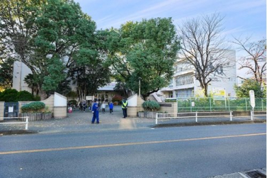 ���ӊ��@�������܎s���ҏ��w�Z�܂�700m