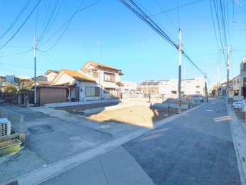 �O�ʓ��H�܂ތ��n�ʐ^�@-