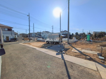 �O�ʓ��H�܂ތ��n�ʐ^�@-