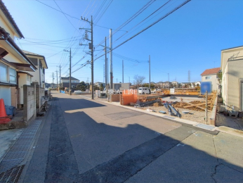 �O�ʓ��H�܂ތ��n�ʐ^�@-