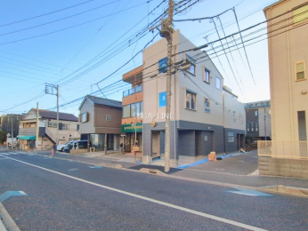 �O�ʓ��H�܂ތ��n�ʐ^�@-