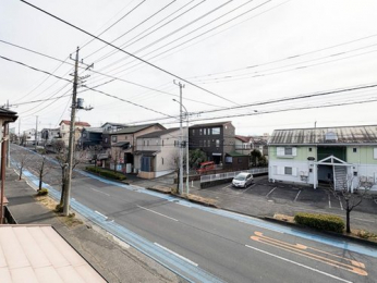 �Z�˂���̒��]�ʐ^�@-