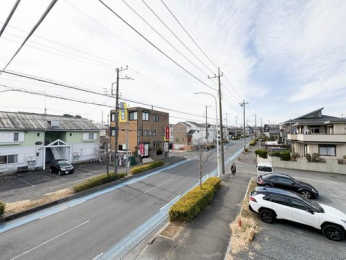 �Z�˂���̒��]�ʐ^�@-