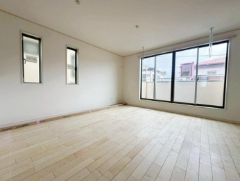 ���r���O�@-