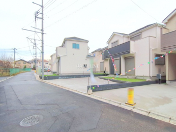 �O�ʓ��H�܂ތ��n�ʐ^�@-