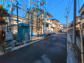 �O�ʓ��H�܂ތ��n�ʐ^�@-