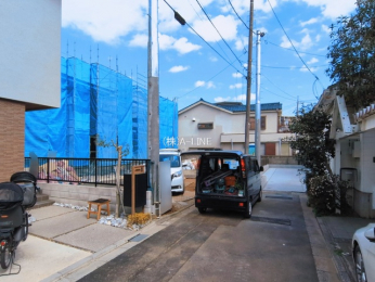 �O�ʓ��H�܂ތ��n�ʐ^�@-