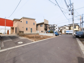 �O�ʓ��H�܂ތ��n�ʐ^�@-