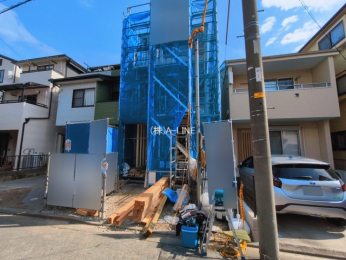 �O�ʓ��H�܂ތ��n�ʐ^�@-