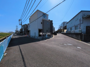 �O�ʓ��H�܂ތ��n�ʐ^�@-