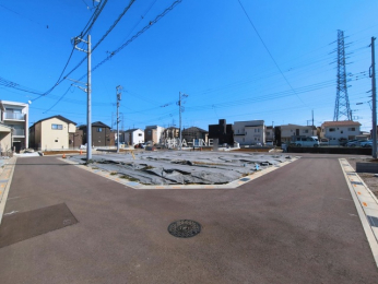 �O�ʓ��H�܂ތ��n�ʐ^�@-