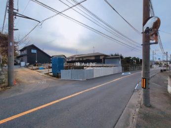 �O�ʓ��H�܂ތ��n�ʐ^�@-