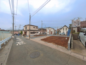 �O�ʓ��H�܂ތ��n�ʐ^�@-