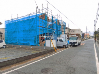 �O�ʓ��H�܂ތ��n�ʐ^�@-