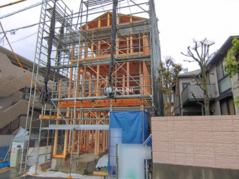 �O�ʓ��H�܂ތ��n�ʐ^�@-