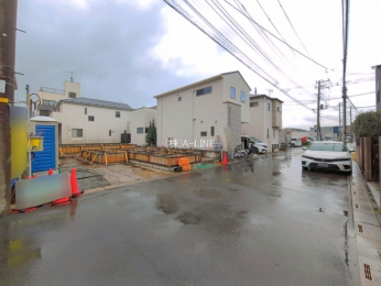 �O�ʓ��H�܂ތ��n�ʐ^�@-