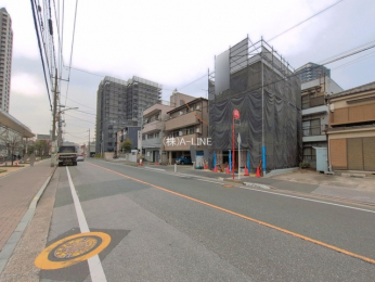 �O�ʓ��H�܂ތ��n�ʐ^�@-