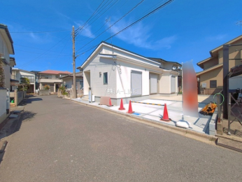 �O�ʓ��H�܂ތ��n�ʐ^�@-