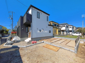 �O�ʓ��H�܂ތ��n�ʐ^�@-