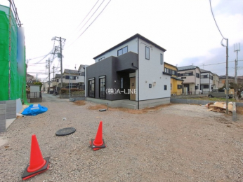 �O�ʓ��H�܂ތ��n�ʐ^�@-