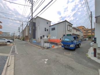 �O�ʓ��H�܂ތ��n�ʐ^�@-