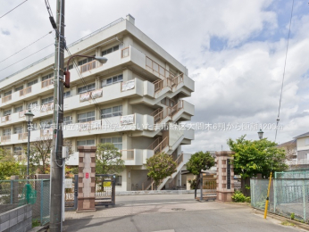 ���ӊ��@�������܎s�����Y�a���w�Z1200m