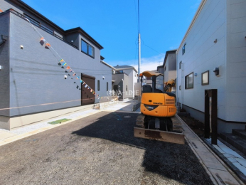 �O�ʓ��H�܂ތ��n�ʐ^�@-