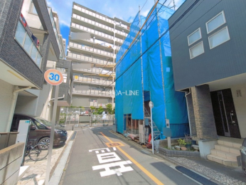 �O�ʓ��H�܂ތ��n�ʐ^�@-