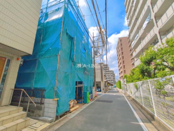 �O�ʓ��H�܂ތ��n�ʐ^�@-