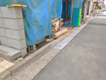 �O�ʓ��H�܂ތ��n�ʐ^�@-