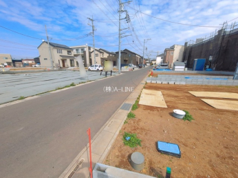 �O�ʓ��H�܂ތ��n�ʐ^�@-