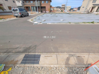 �O�ʓ��H�܂ތ��n�ʐ^�@-