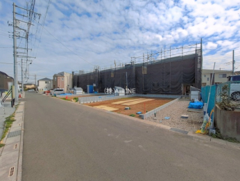 �O�ʓ��H�܂ތ��n�ʐ^�@-