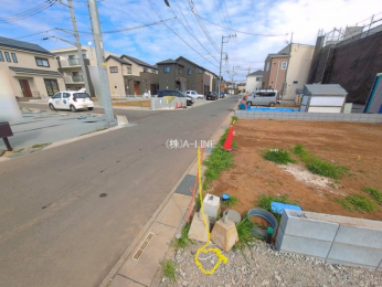 �O�ʓ��H�܂ތ��n�ʐ^�@-