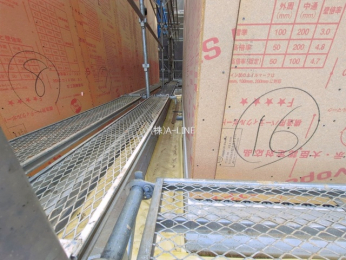 �O�ʓ��H�܂ތ��n�ʐ^�@-