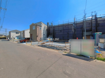 �O�ʓ��H�܂ތ��n�ʐ^�@-