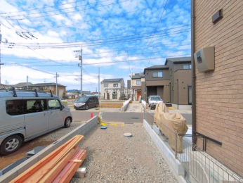 �O�ʓ��H�܂ތ��n�ʐ^�@-