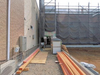 �O�ʓ��H�܂ތ��n�ʐ^�@-