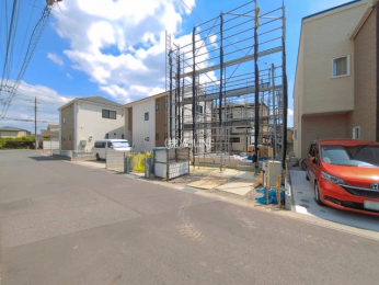 �O�ʓ��H�܂ތ��n�ʐ^�@-