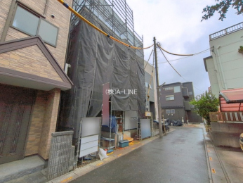 �O�ʓ��H�܂ތ��n�ʐ^�@-